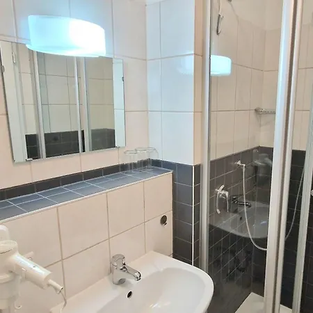 Apartman 308, Seepark